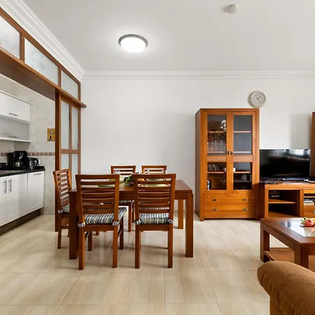Home2book Elegant Coastal Escape, *