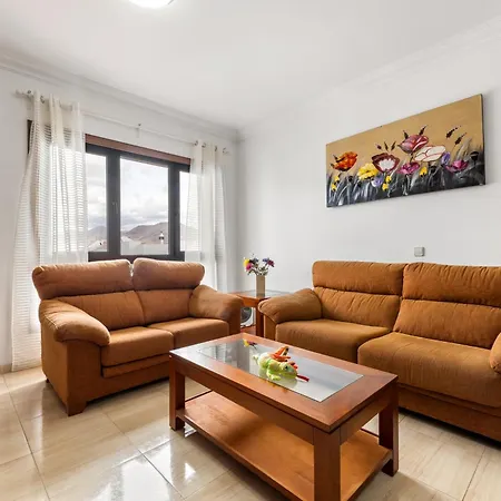 Home2book Elegant Coastal Escape, Apartment